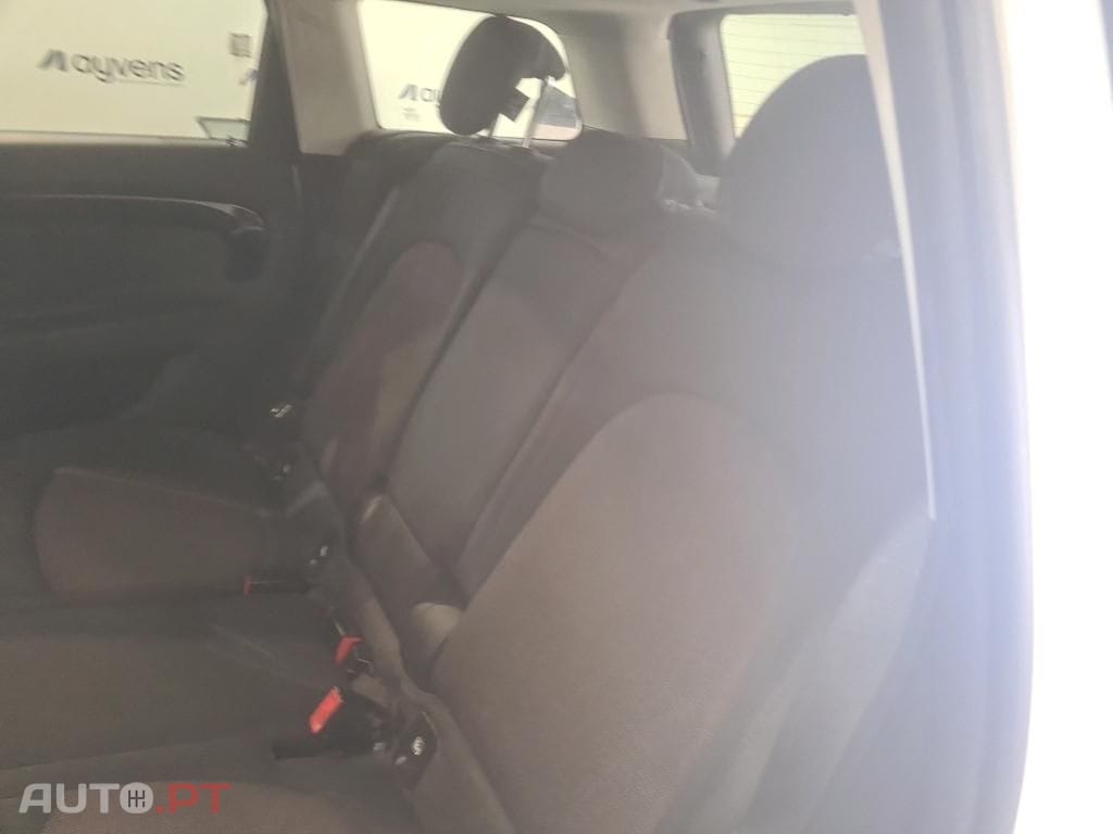 MINI Countryman Cooper SE Premium Essential Auto