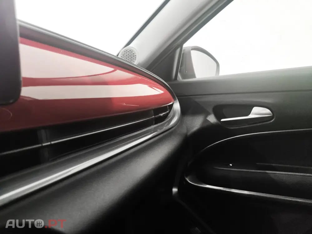 Fiat 600e 54 kWh (RED)