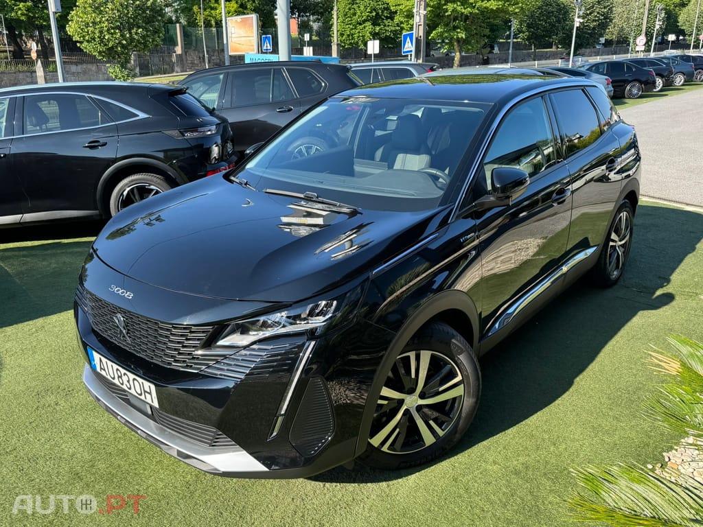 Peugeot 3008 1.6 Hybrid Allure e-EAT8