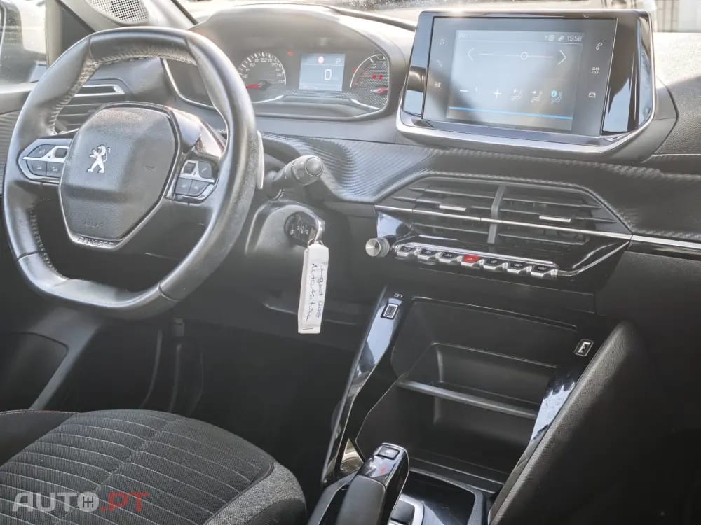 Peugeot 208 1.2 PureTech Allure Pack EAT8