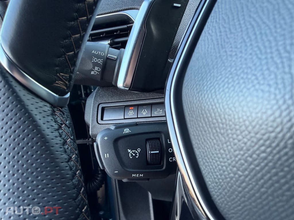 Peugeot 3008 1.2 Hybrid GT e-DCS6