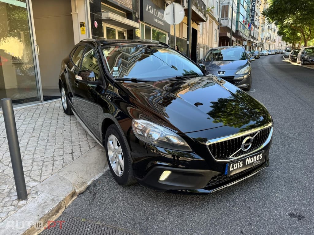 Volvo V40 Cross Country 2.0 D2 Momentum