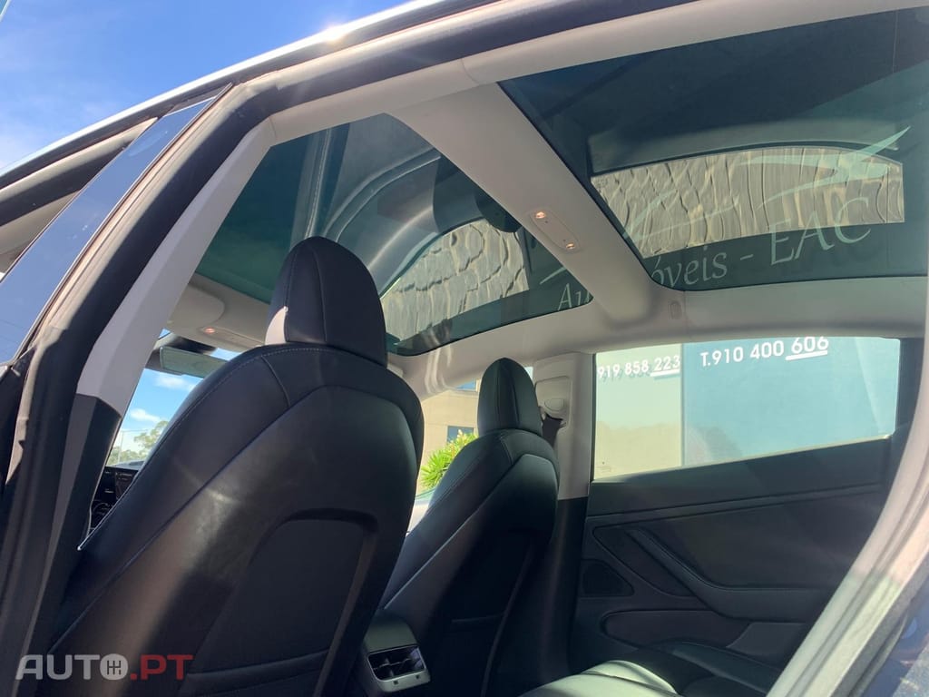 Tesla Model 3 Long-Range Dual Motor AWD