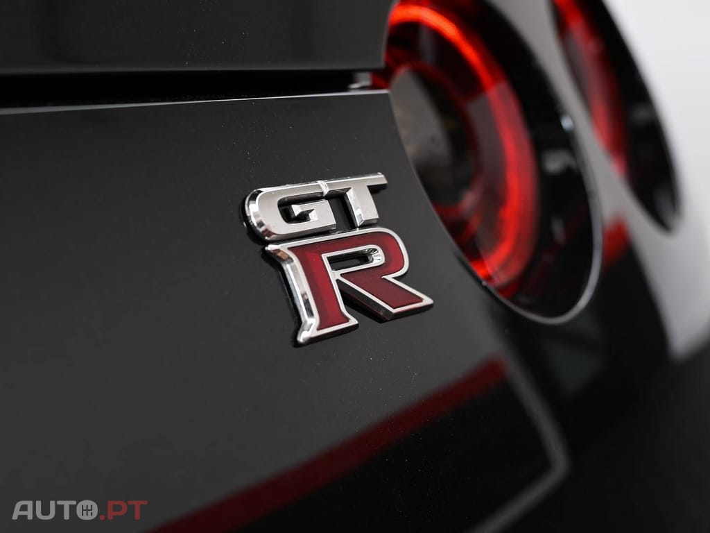 Nissan GT-R 3.8 V6 Black Edition