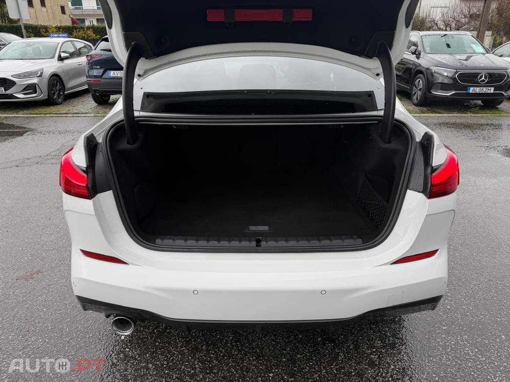 BMW 216 d Pack Desportivo M