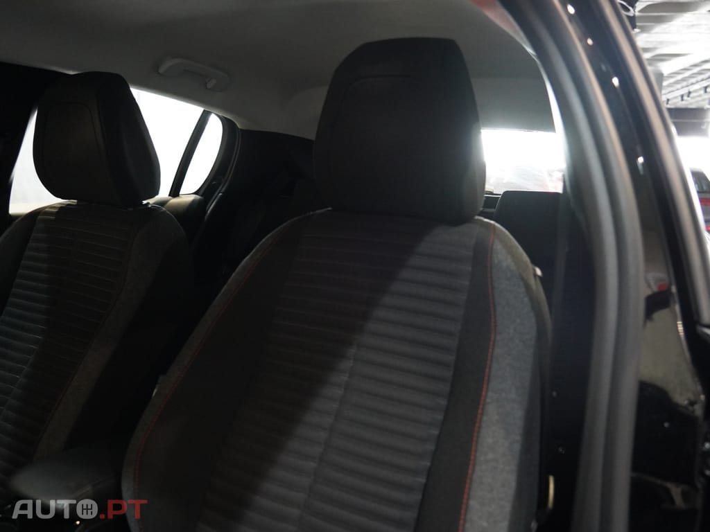 Peugeot E-208 50 kWh Active Pack