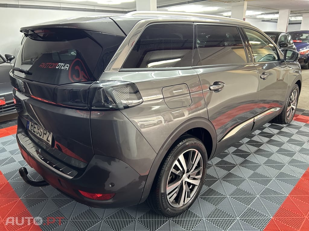 Peugeot 5008 1.5 BlueHDi Allure Pack