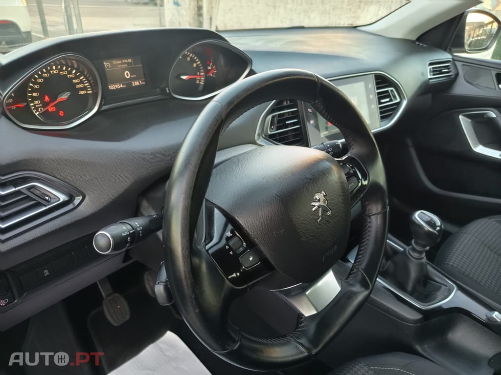 Peugeot 308 SW 1.2 PureTech Style