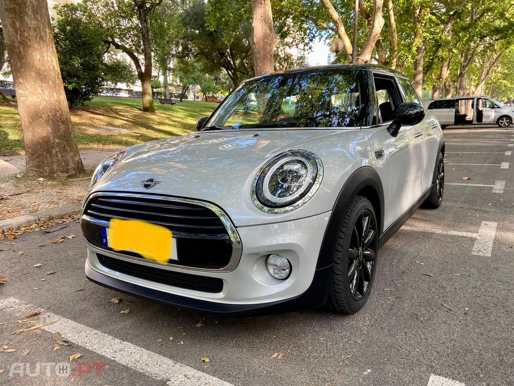 MINI Cooper Cooper D