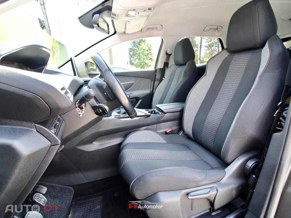 Peugeot 3008 1.5 BlueHDi Active