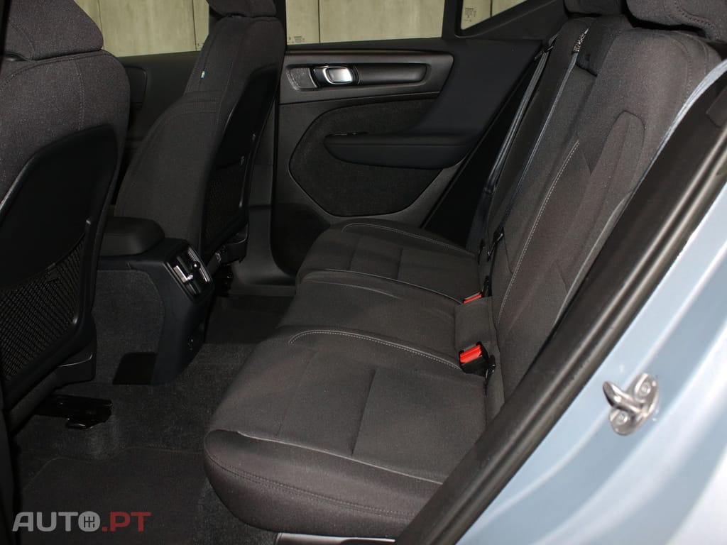 Volvo XC40 Recharge Core