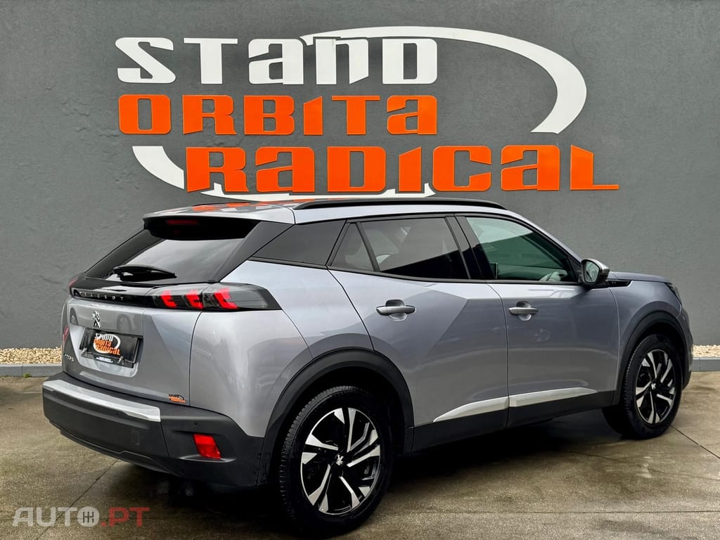 Peugeot E-2008 50 kWh Allure