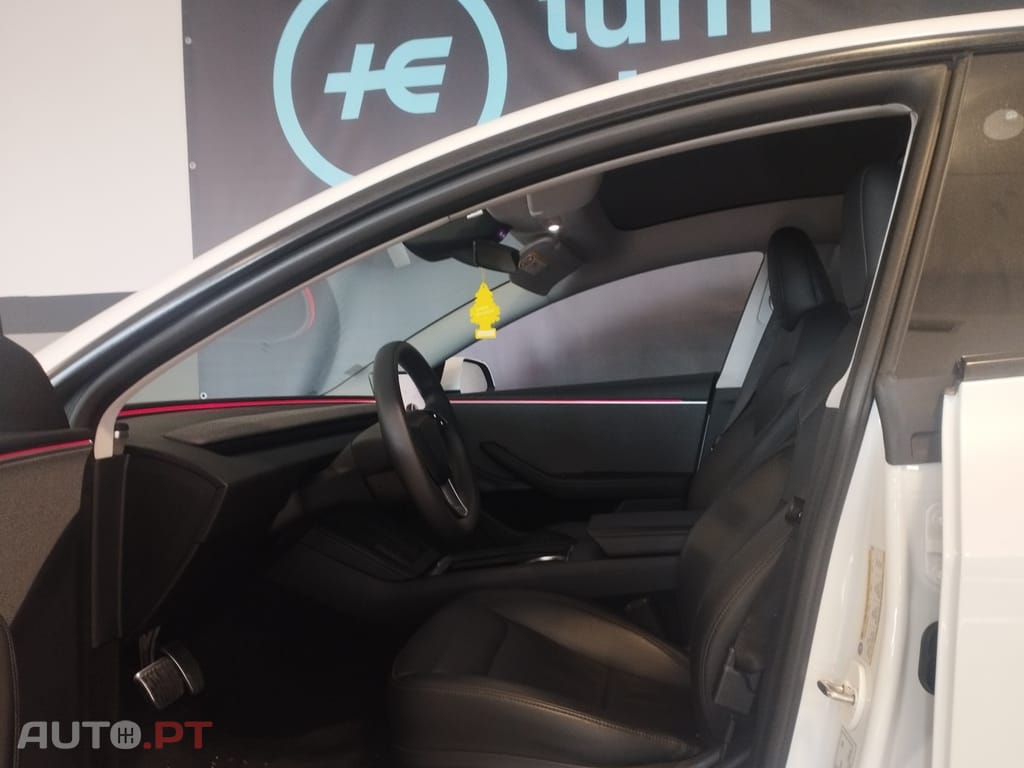 Tesla Model 3 Tração Traseira Premium