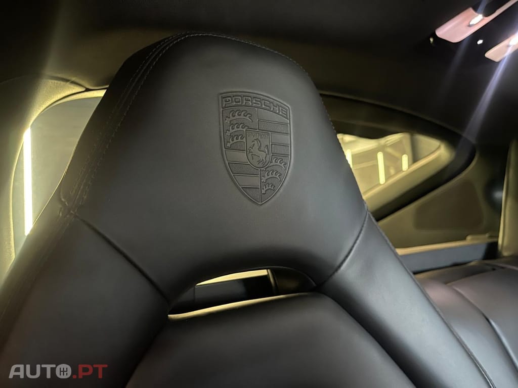 Porsche Panamera 4 E-Hybrid