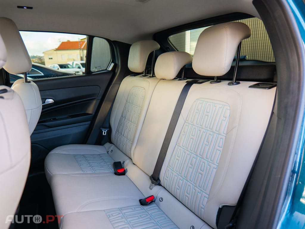 Fiat 600 1.2 Hybrid La Prima