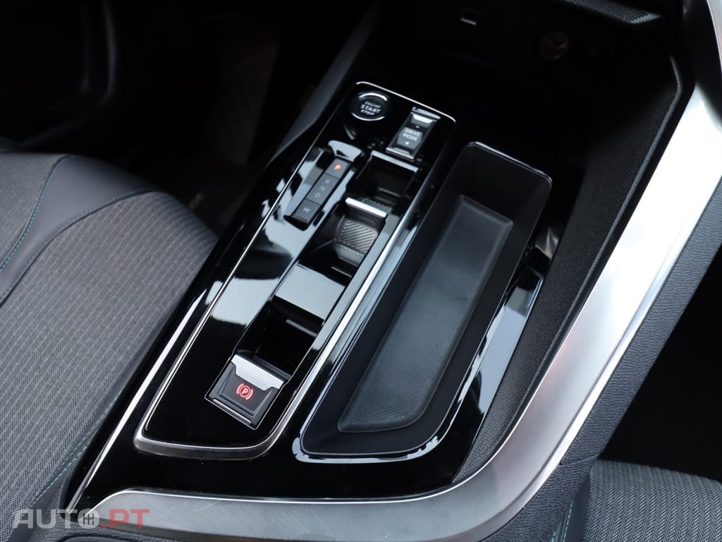 Peugeot 3008 1.5 BlueHDi Allure Pack EAT8