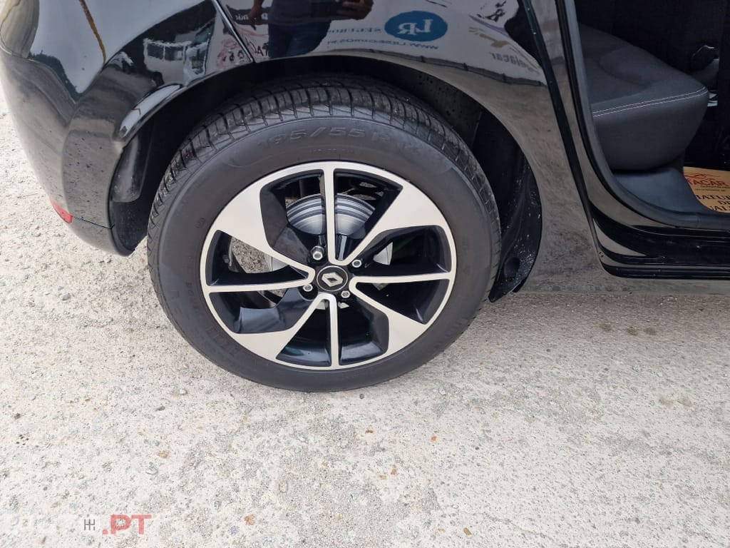 Renault Clio 0.9 TCE LIMITED GPS