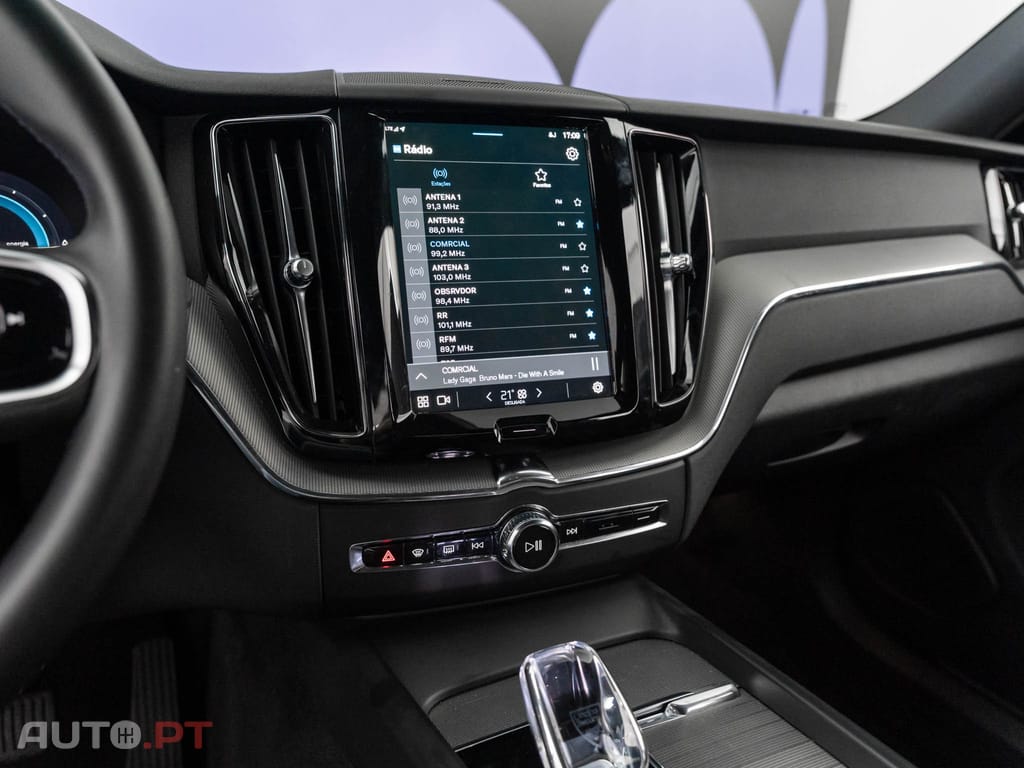 Volvo XC60 2.0 T6 PHEV Black Edition AWD