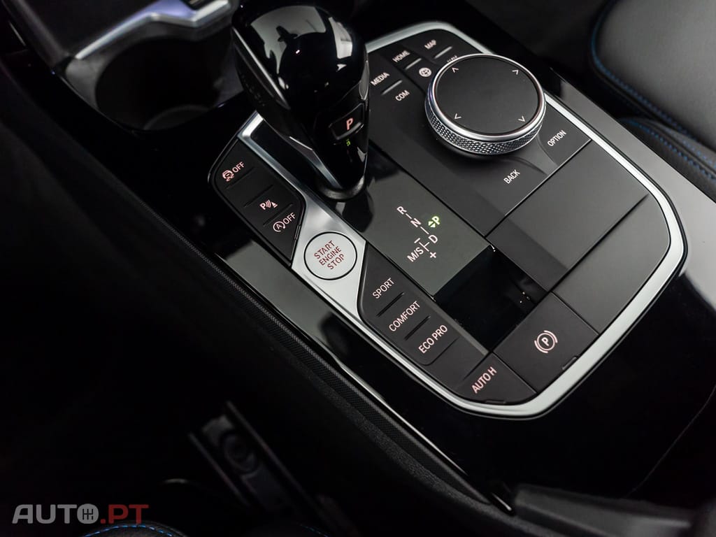 BMW 216 d Pack Desportivo M