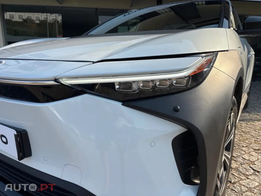 Toyota bZ4X 71,4 kWh Lounge