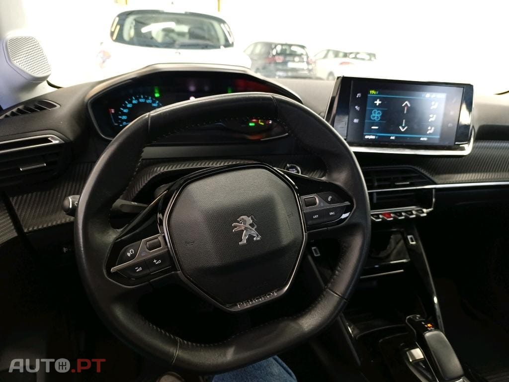 Peugeot E-208 50 kWh Allure