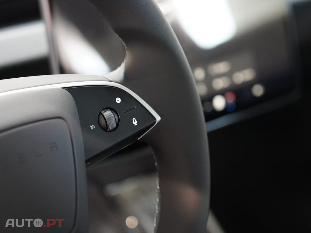 Tesla Model 3 Tração Traseira