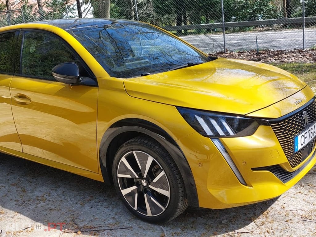 Peugeot E-208 50 kWh GT Line