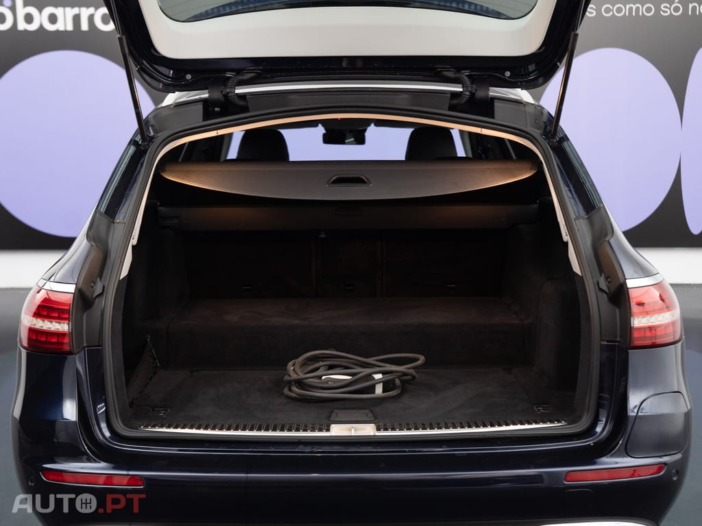 Mercedes-Benz E 300 de Avantgarde