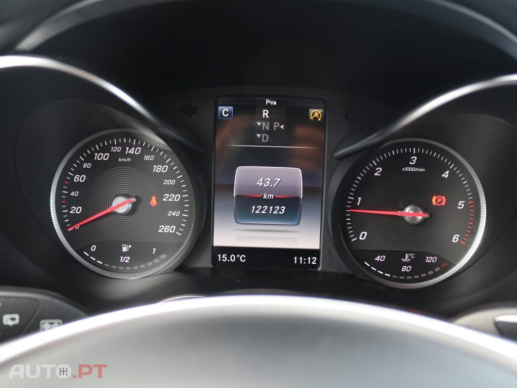 Mercedes-Benz GLC 220 D 4 Matic AMG Pack Night