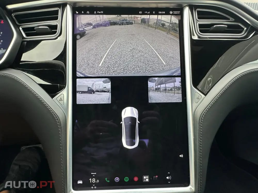 Tesla Model S Performance