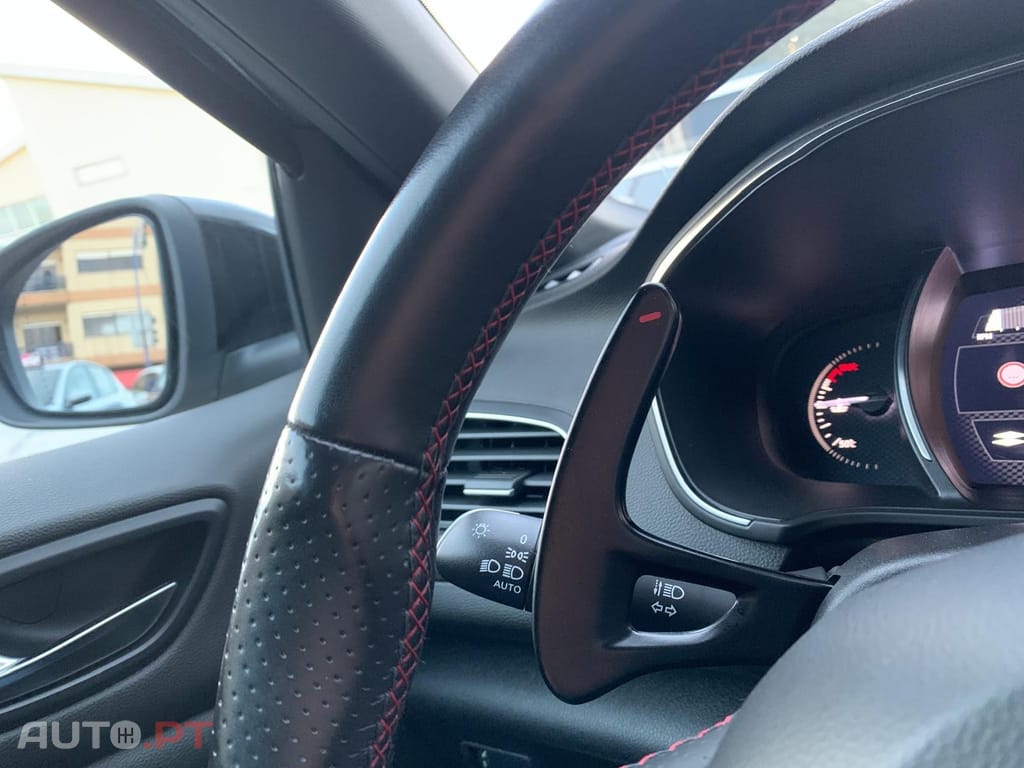 Renault Mégane 1.8 TCe R.S. EDC