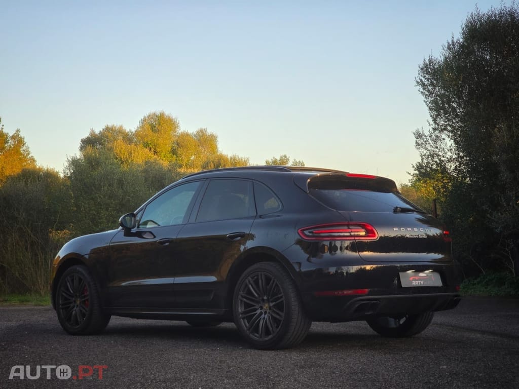 Porsche Macan Turbo PDK