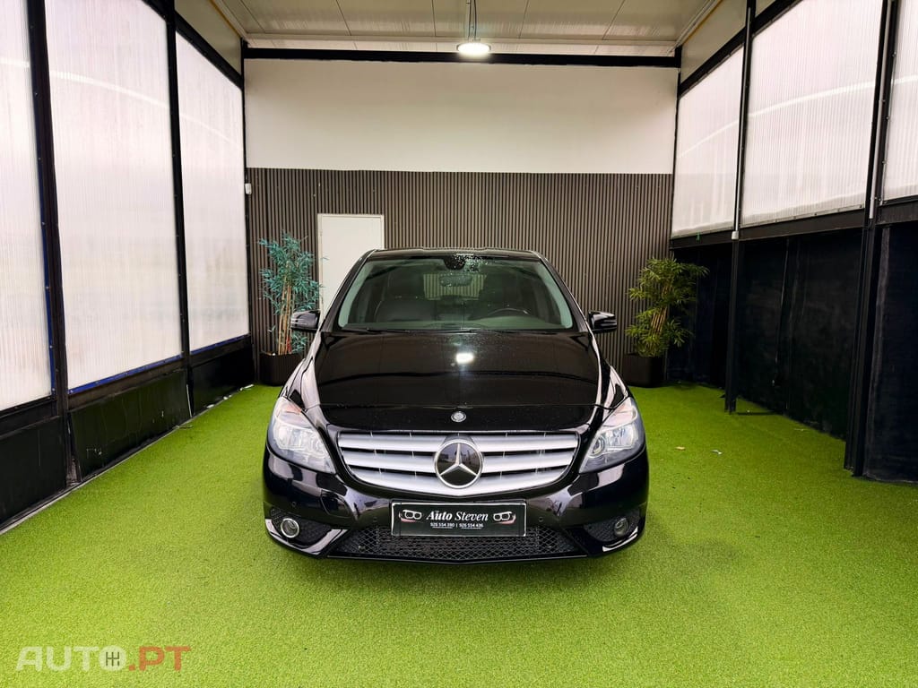Mercedes-Benz B 180 Bluefficiency