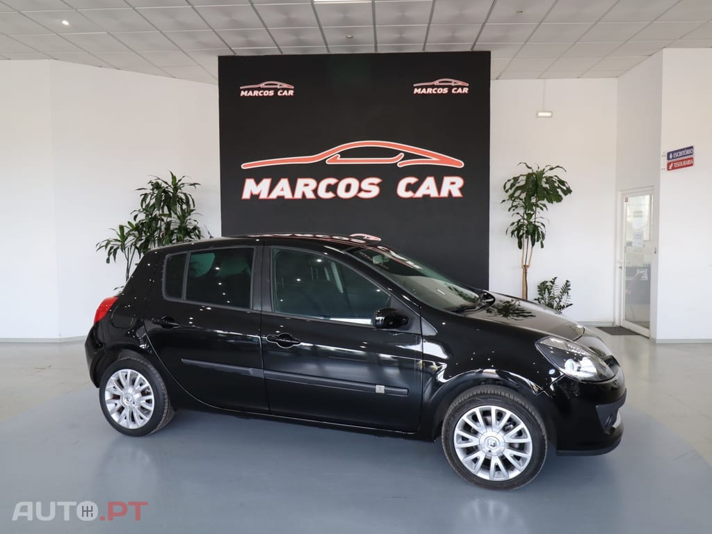 Renault Clio 16v