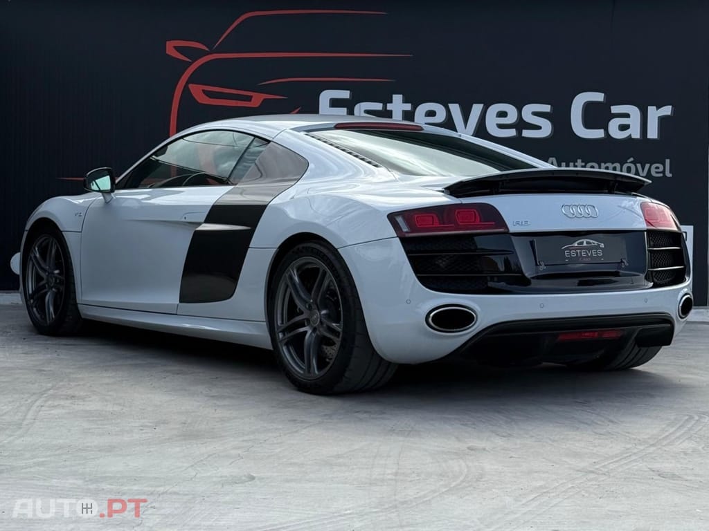 Audi R8 5.2 FSI quattro S tronic