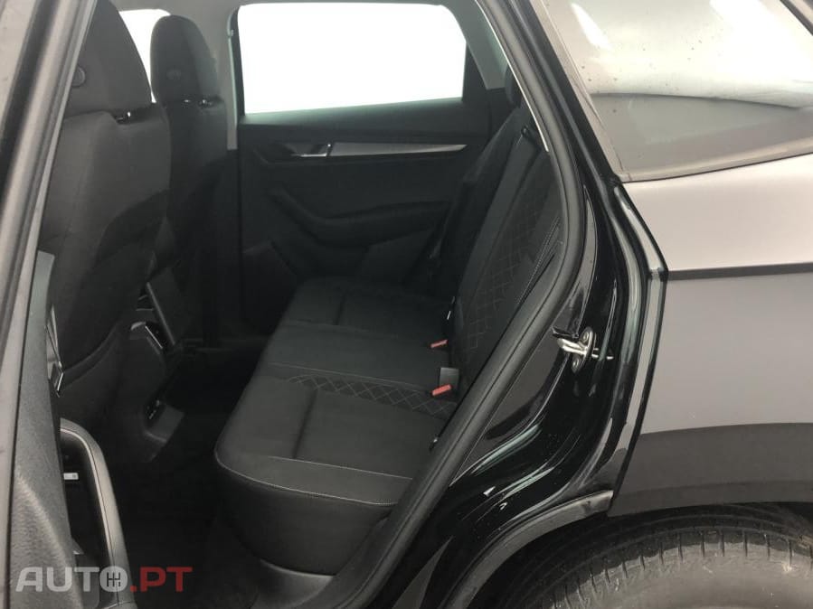 Skoda Karoq 1.5 TSI Business DSG