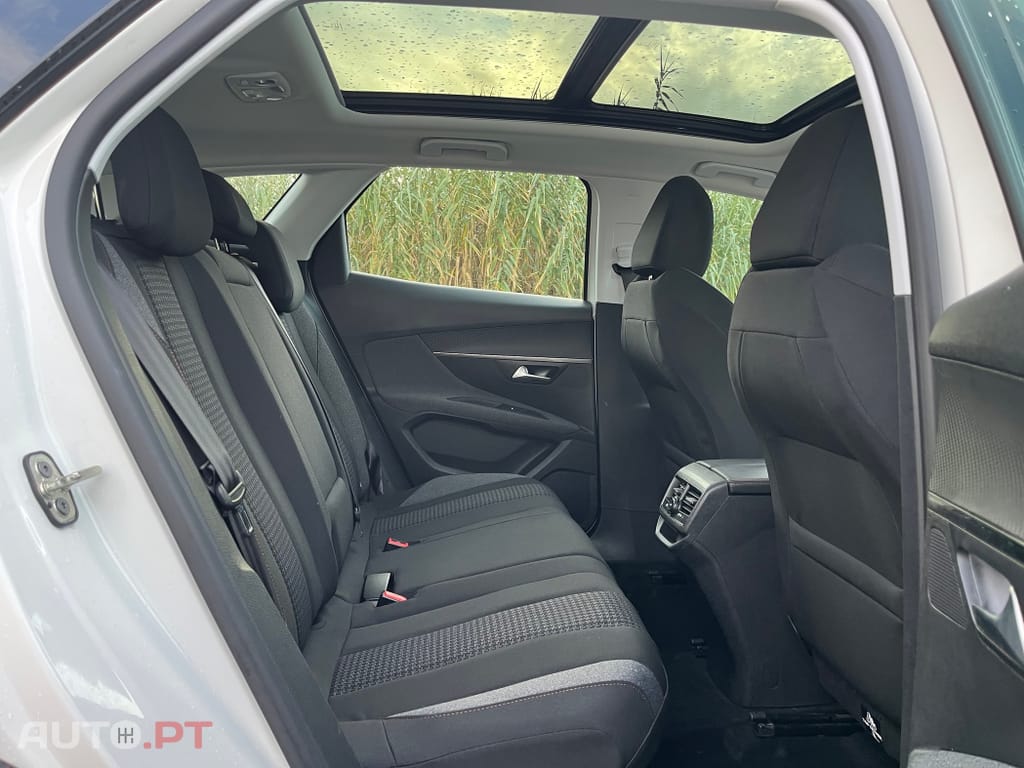 Peugeot 3008 1.5 BlueHDi Allure