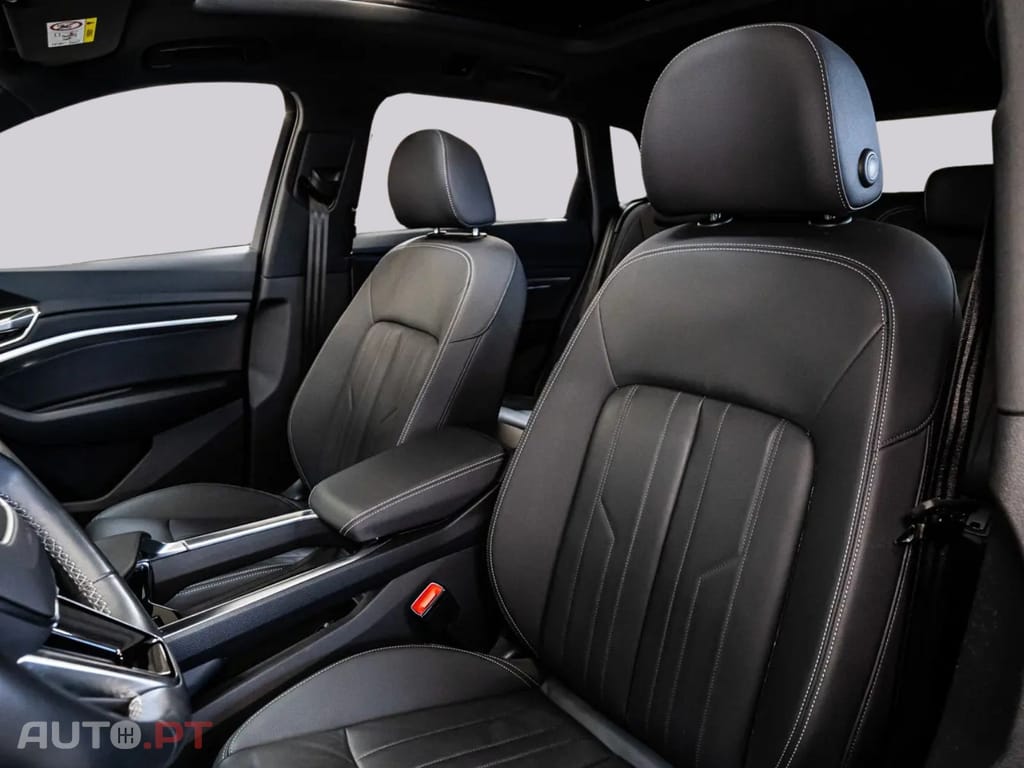 Audi Q8 e-tron 55 ADVANCED I.V.A DEDUTÍVEL