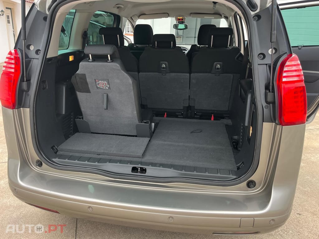 Peugeot 5008 1.6 HDI