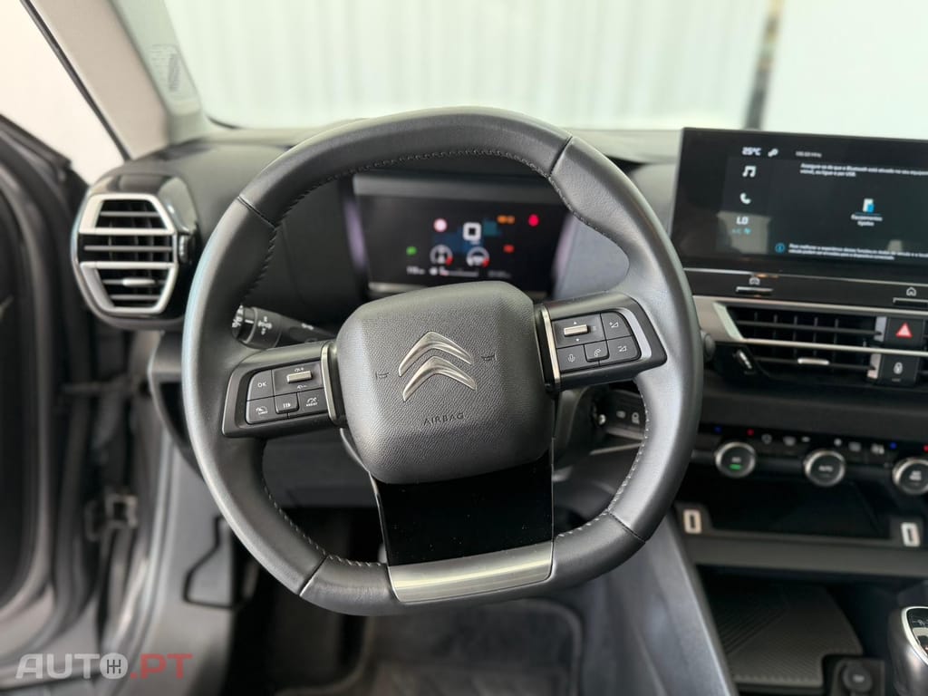 Citroen C4 Outro