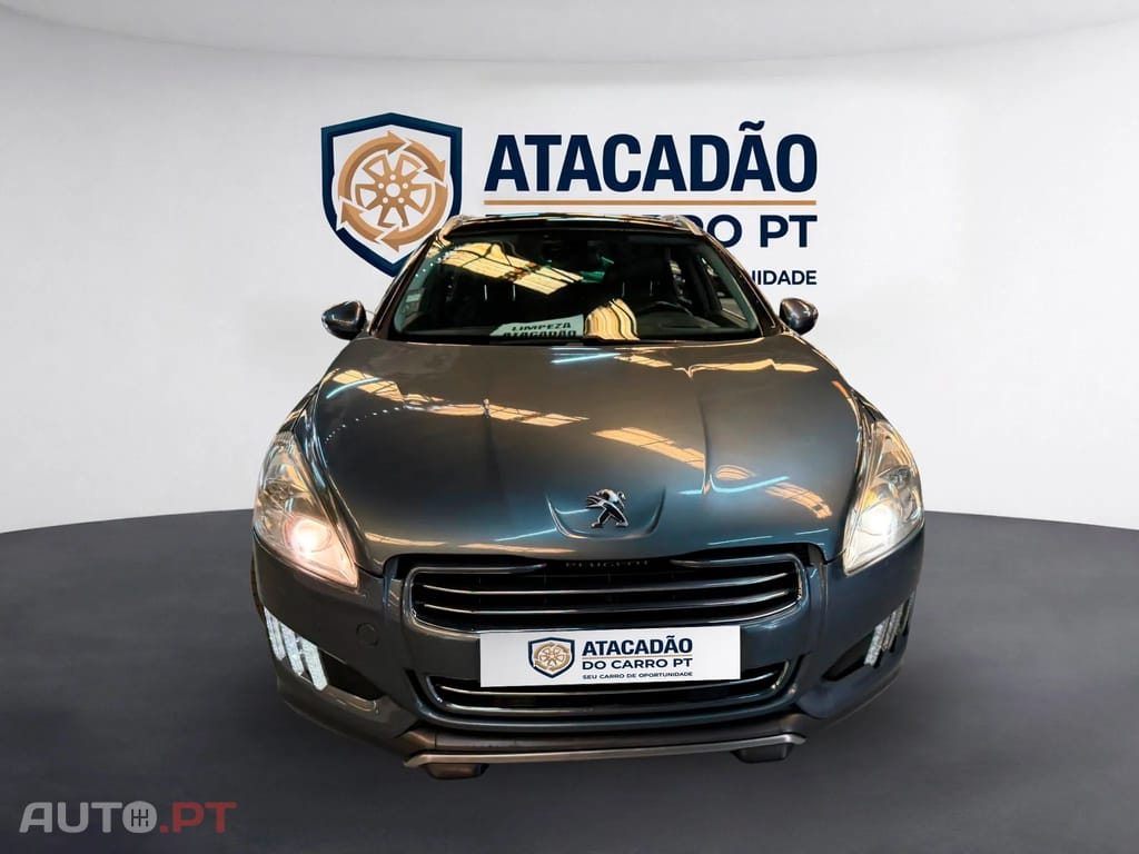 Peugeot 508 RXH 2.0 HDi Hybrid4 2-Tronic — fotografia 4