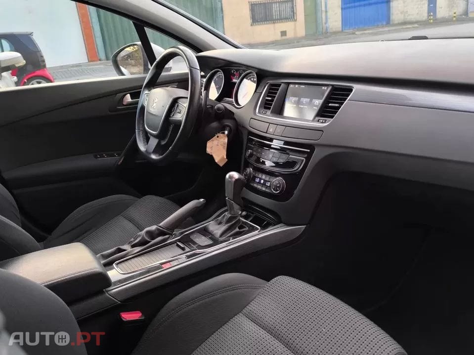 Peugeot 508 SW 1.6 BlueHDi Active EAT6