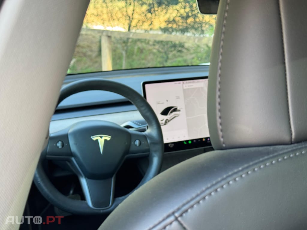 Tesla Model 3 Standard Range Plus RWD