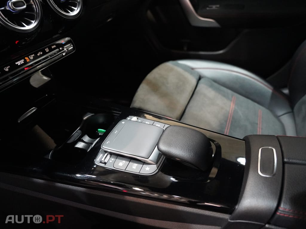 Mercedes-Benz CLA 180 AMG Shooting Brake