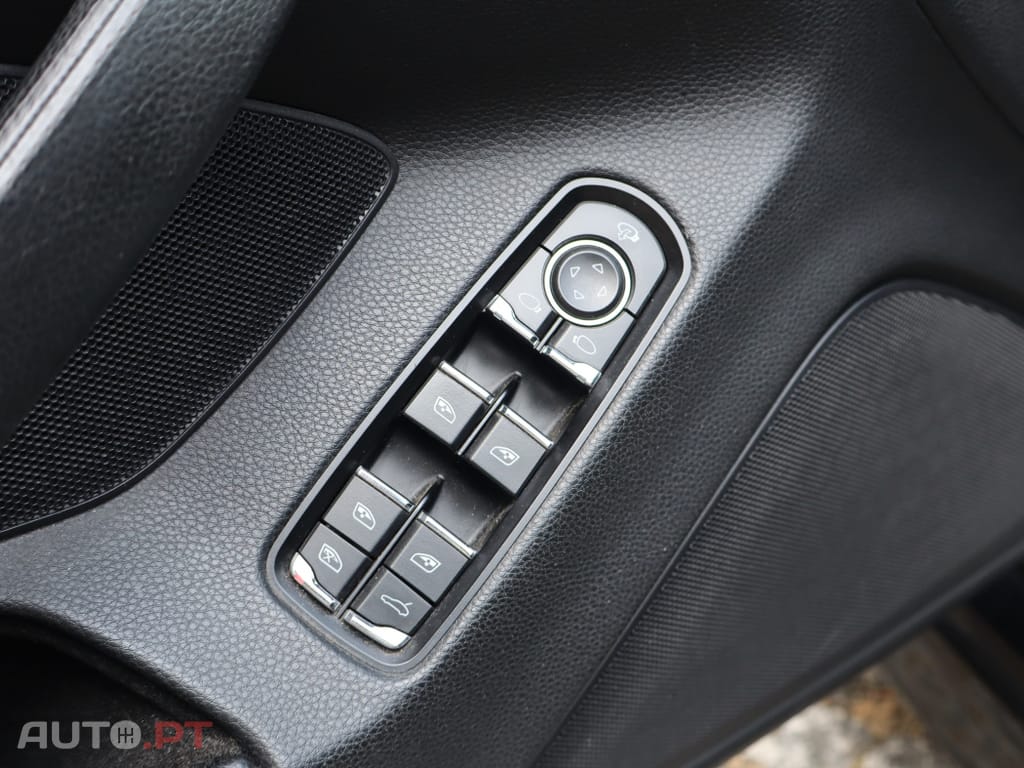 Porsche Panamera Platinum Edition