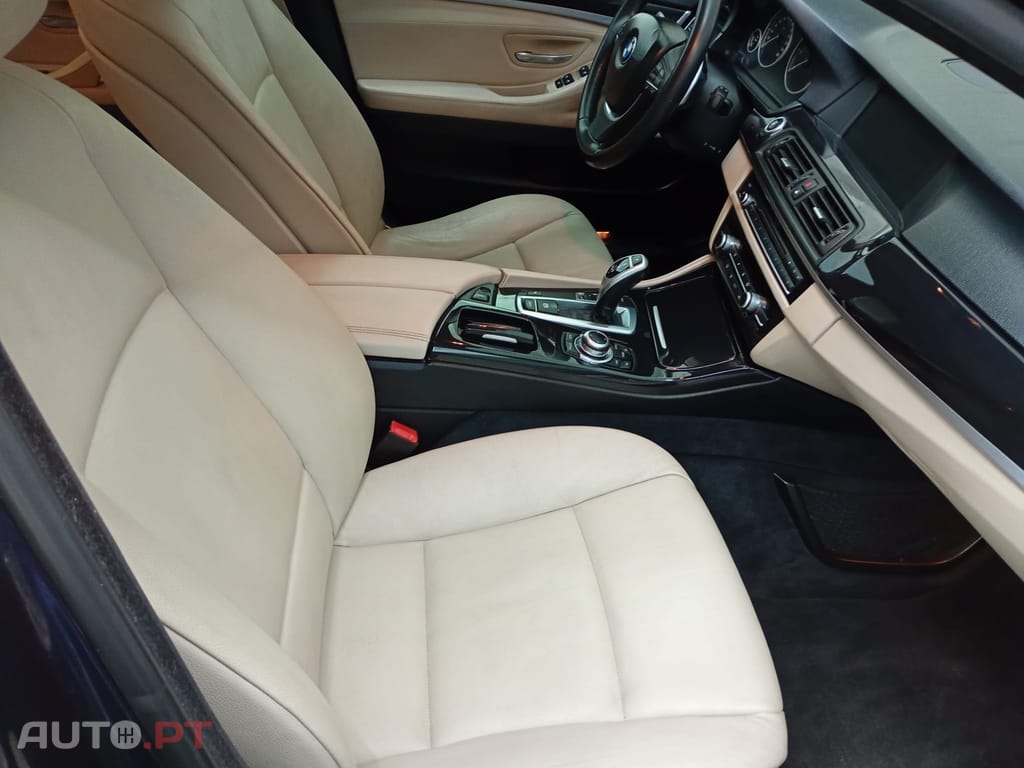 BMW 520 d xDrive Line Luxury Auto