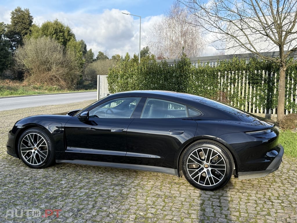 Porsche Taycan Performance Plus