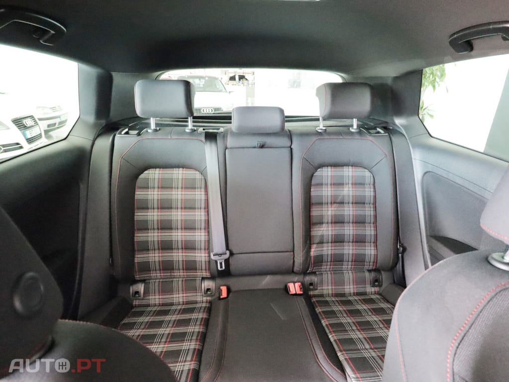 Volkswagen Golf GTI Performance