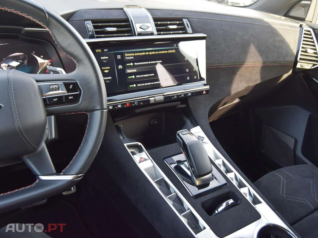 DS DS7 E-Tense 4x4 Performance Line +