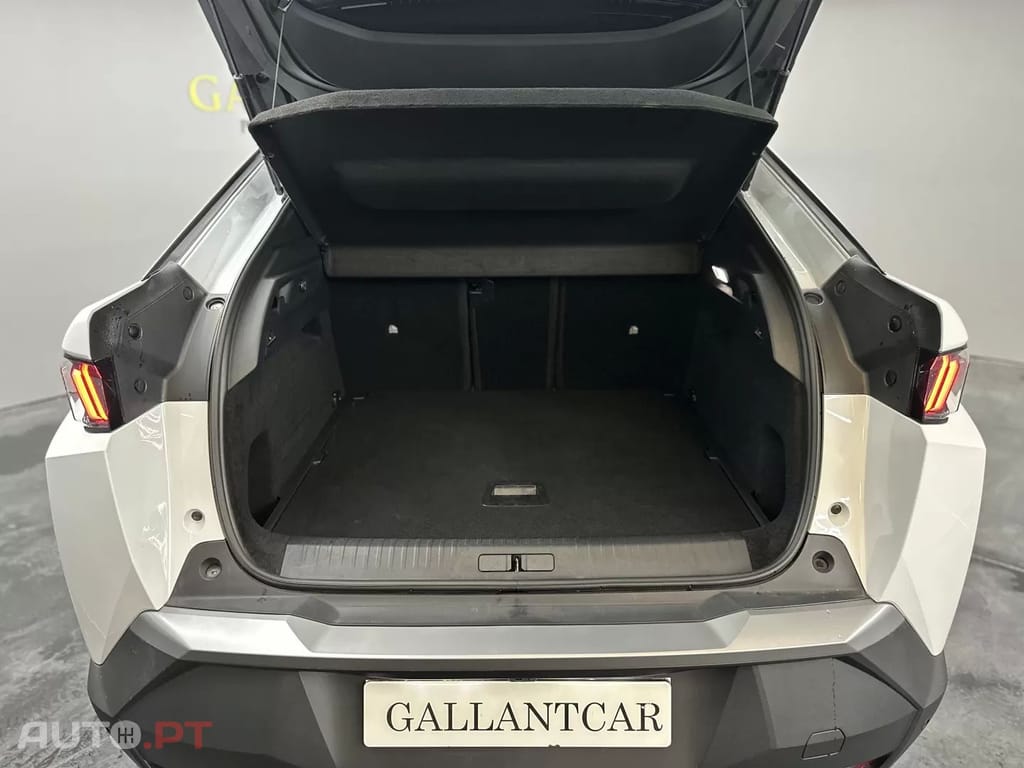 Peugeot 3008 1.2 Hybrid Allure Pack e-DCS6